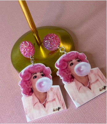 Beauty School Dropout Earrings – A Retro Glam Statement!