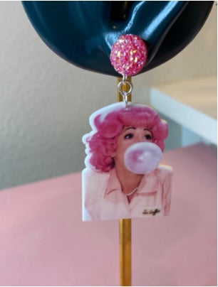 Beauty School Dropout Earrings – A Retro Glam Statement!